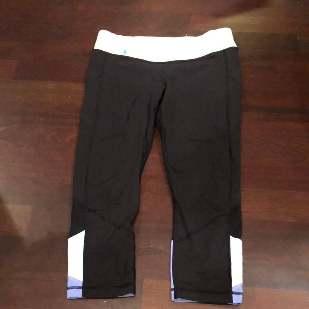 Lululemon crop leggings